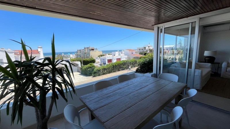 Departamento en alquiler con vista al mar a una cuadra de Montoya Beach, La Barra.